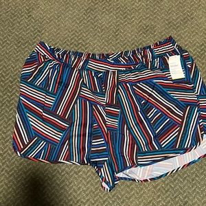 Multicolored OLd Navy active shorts 3x plus